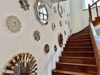 santa villa hotel