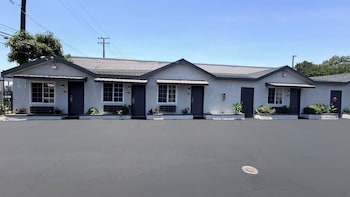 scenic motel