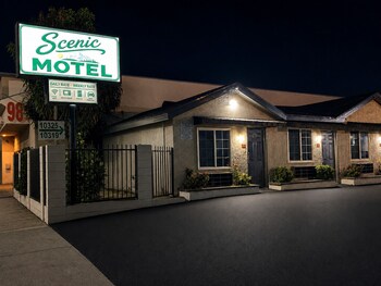 Scenic Motel,,0 star