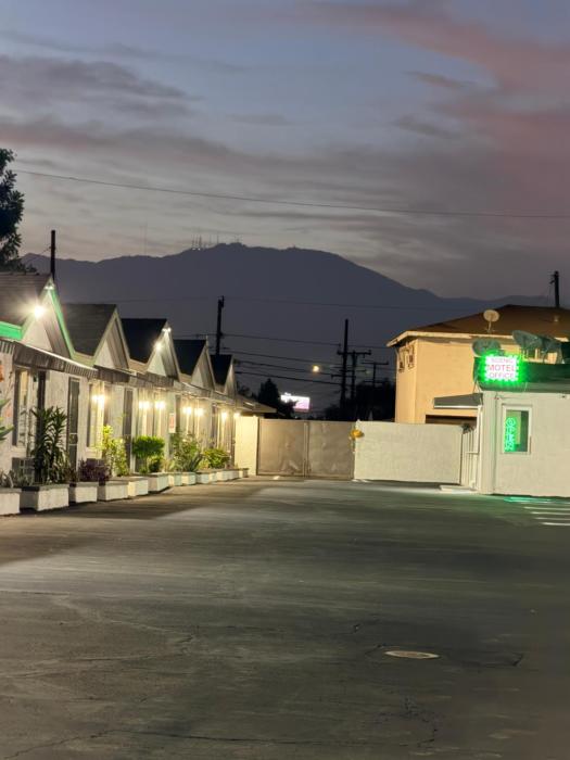 scenic motel