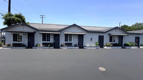 scenic motel