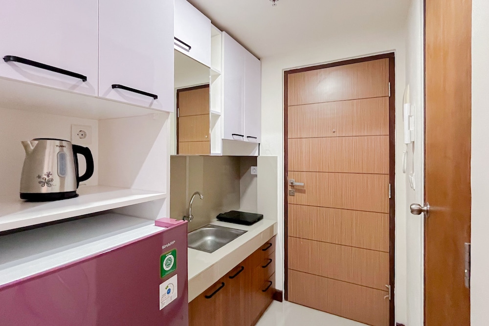 scenic studio apartment at vida view makassar