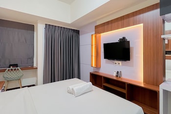 scenic studio apartment at vida view makassar