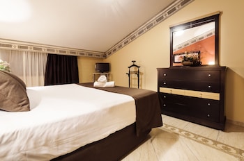 Hotel Carlos I Toledo,Illescas>>Humanes De Madrid,3 star