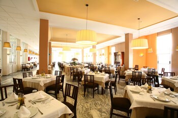 Gran Hotel Aqualange - Balneario De Alange,Almendralejo>>Alange,4 star