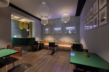 the market urban hotel