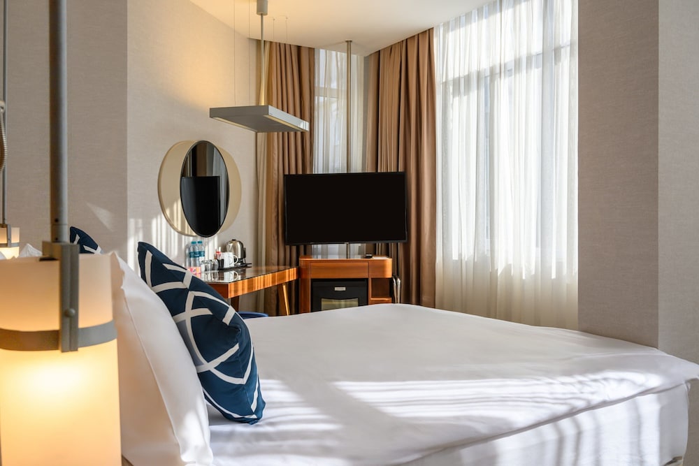 four points express by sheraton istanbul taksim square