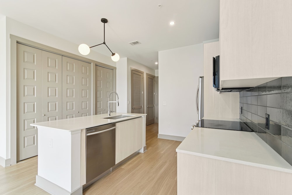sentral west midtown at star metals