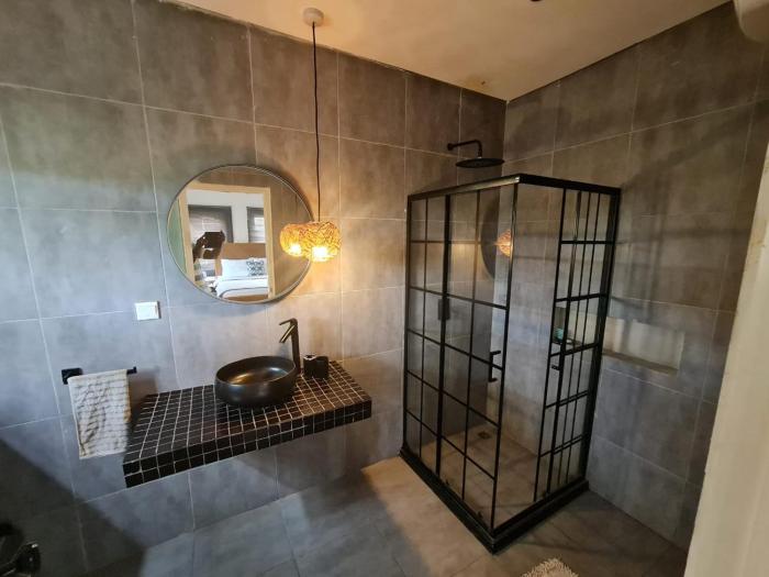 serenity residences and spa kokrobite