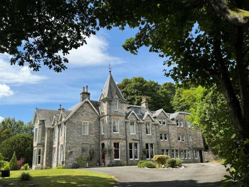 wellwood manor guest house