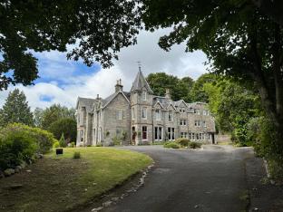 wellwood manor guest house