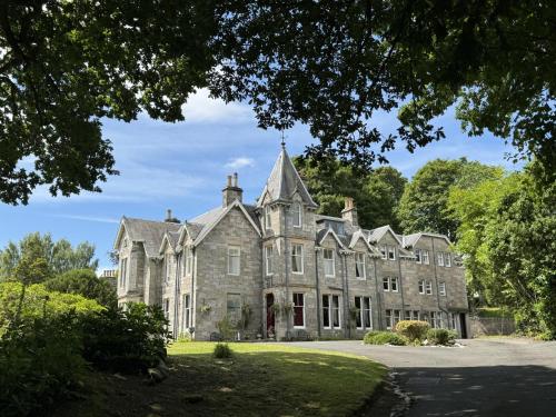 wellwood manor guest house
