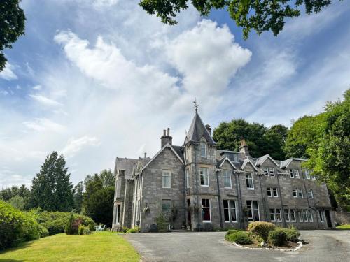 wellwood manor guest house