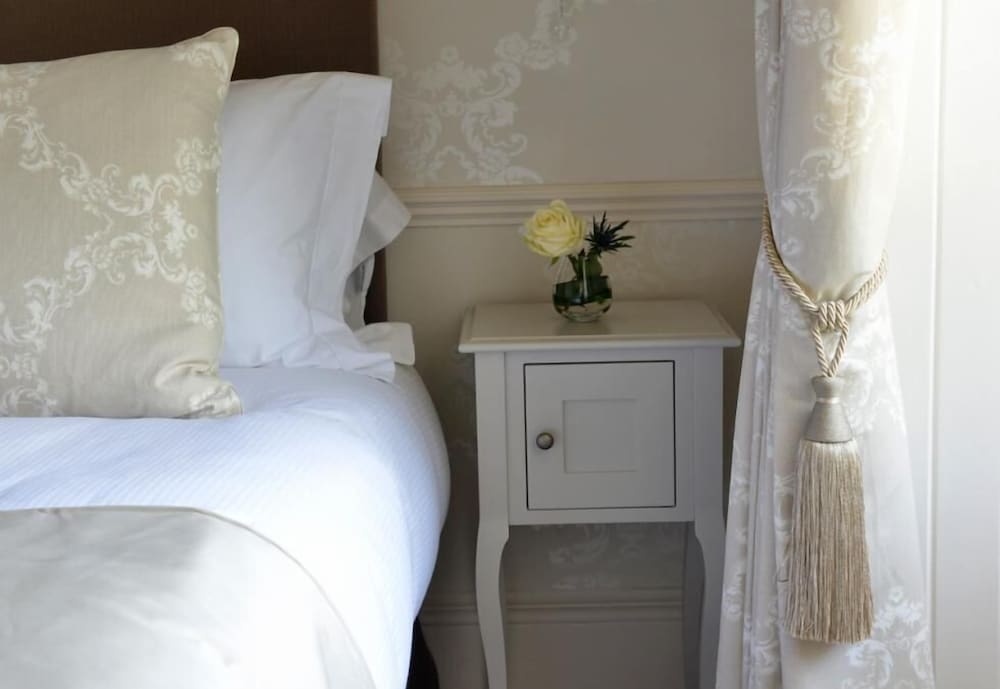 wellwood manor guest house