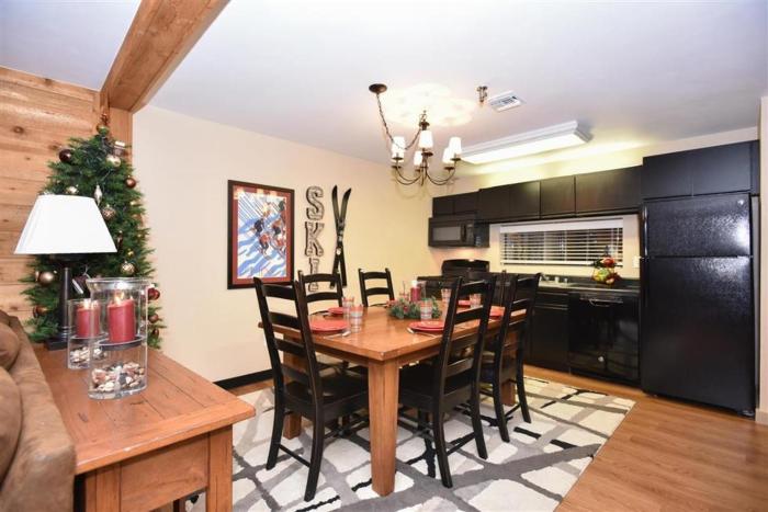 seven springs stoneridge 3 bedroom standard condo with ski in out mountain views condo