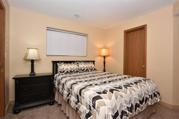 seven springs stoneridge 3 bedroom standard condo with ski in out mountain views condo