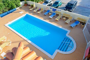 villa well by villa welwitshia mirabilis