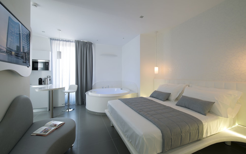 gatto bianco mia aparthotel