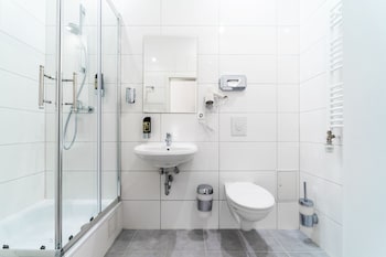 upper room hotel kurfurstendamm