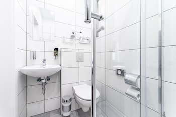 upper room hotel kurfurstendamm