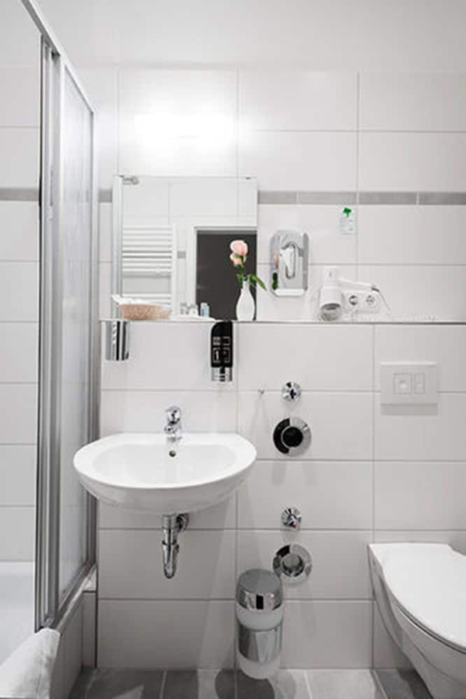 upper room hotel kurfurstendamm