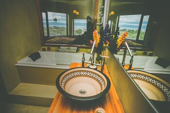 tierra de leyendas boutique hotel