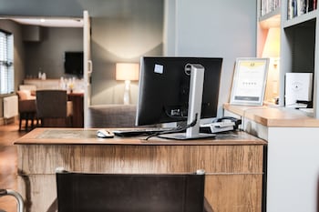 the white star tavern