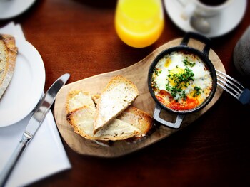 The White Horse Inn,Petworth>>Chichester,4 star