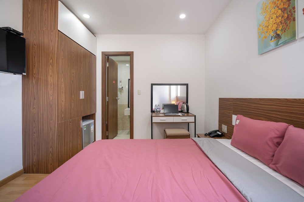 s hotel beach da nang
