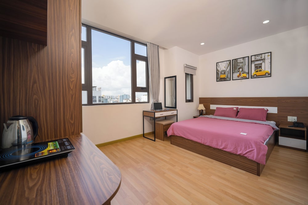 s hotel beach da nang