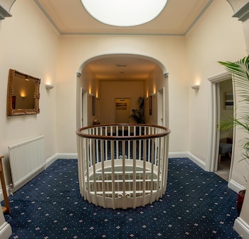 Walnut Tree Inn,,3 star