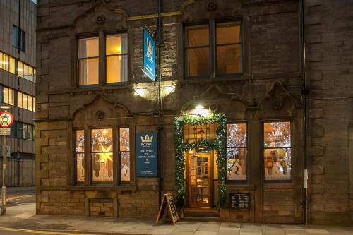 the royal hotel and bar