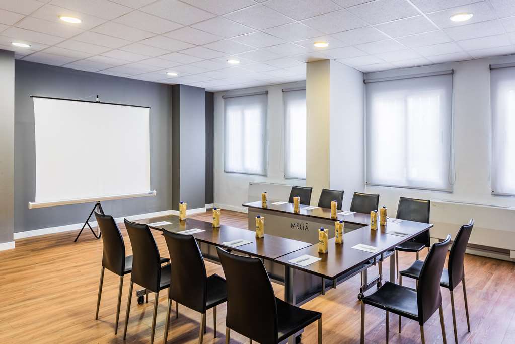 hotel madrid chamartin affiliated by melia