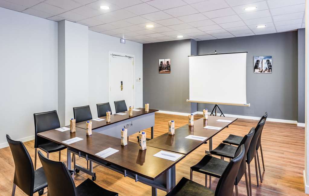 hotel madrid chamartin affiliated by melia