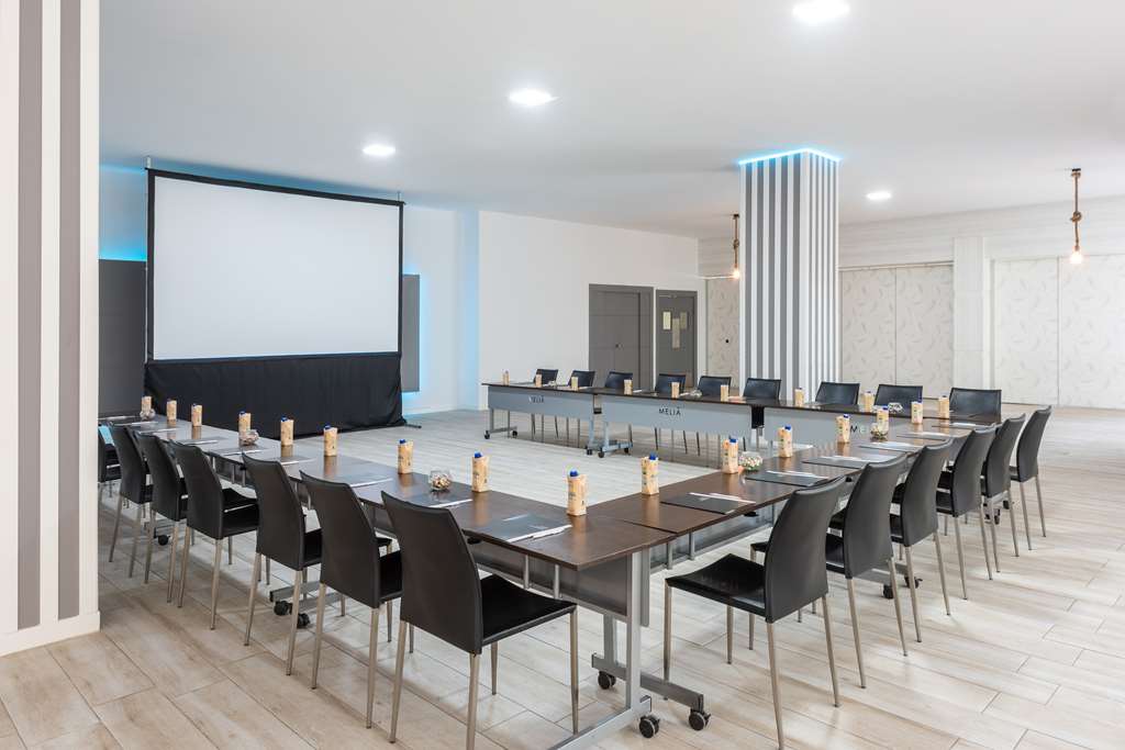 hotel madrid chamartin affiliated by melia