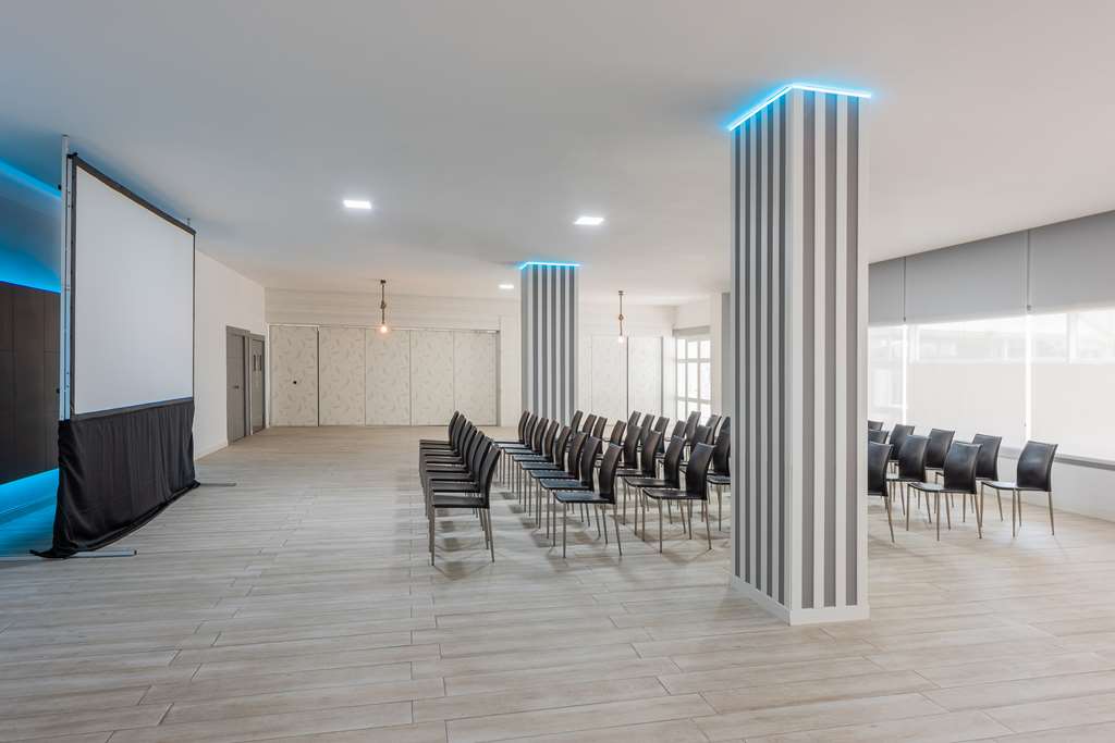 hotel madrid chamartin affiliated by melia