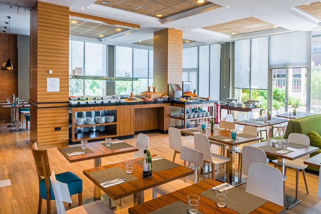 hotel madrid chamartin affiliated by melia