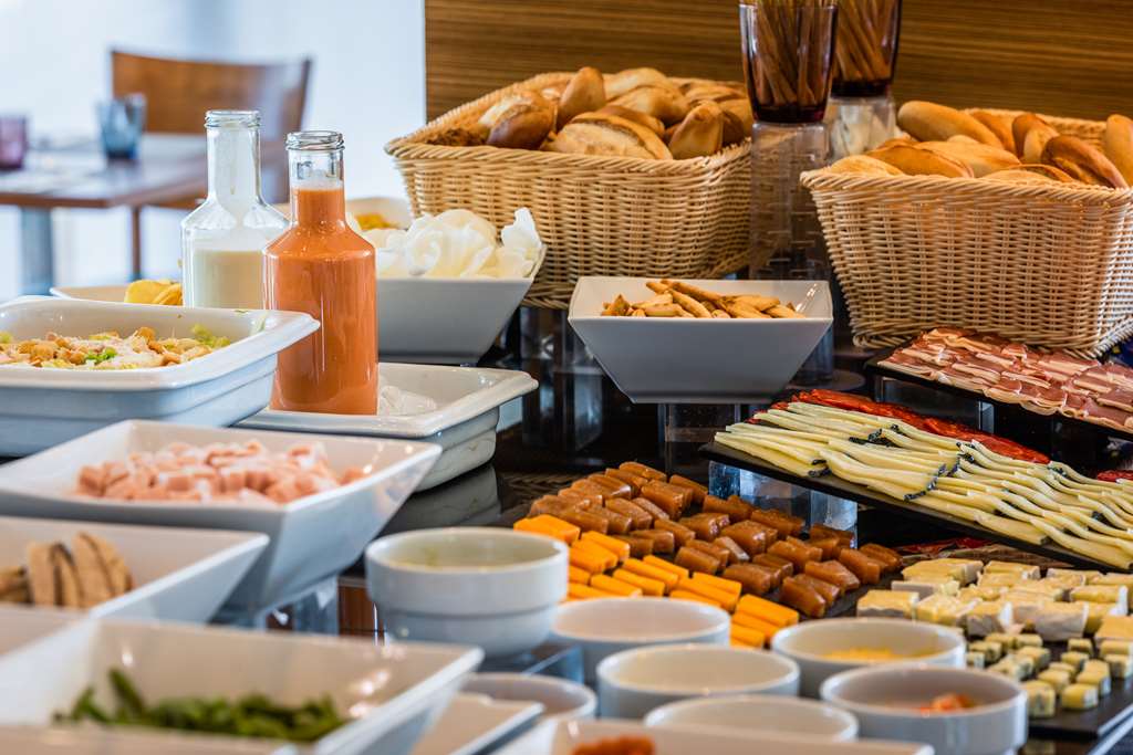 hotel madrid chamartin affiliated by melia