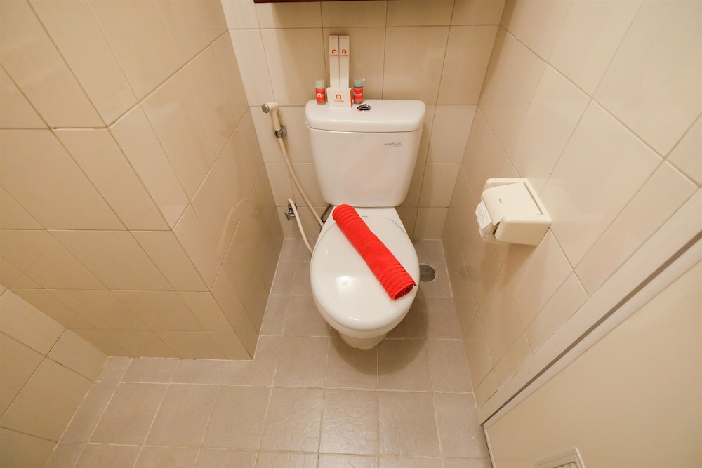 simple studio signature park grande apartment near mt haryono