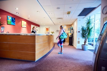 the lodge at meyrick park