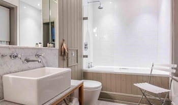 The Crown Hotel,Woodbridge>>Suffolk,3 star