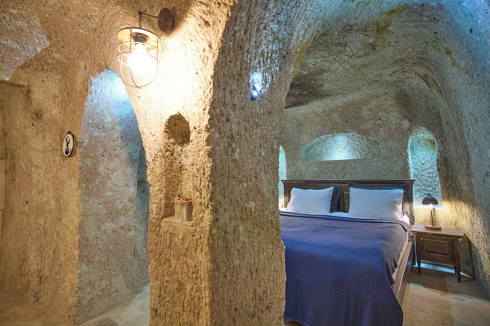 sirius cave cappadocia