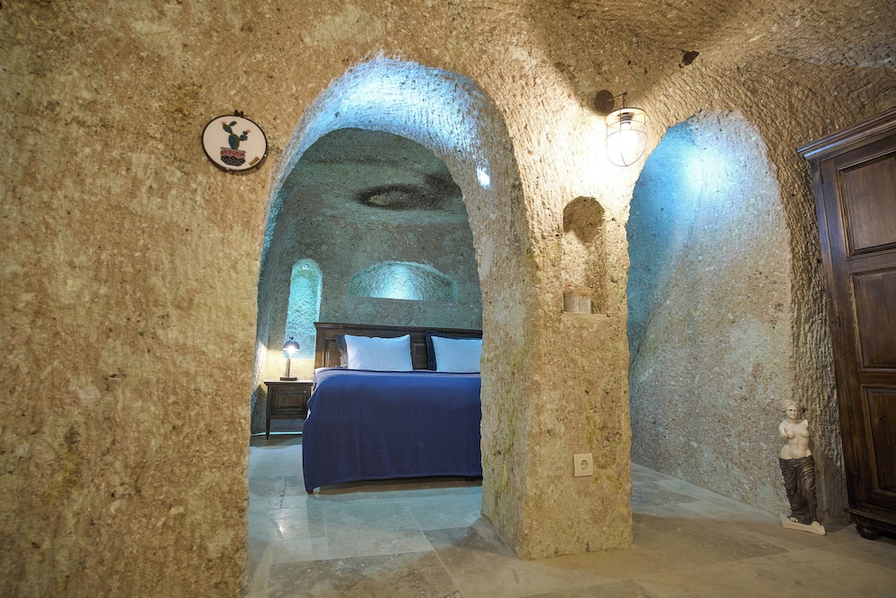 sirius cave cappadocia