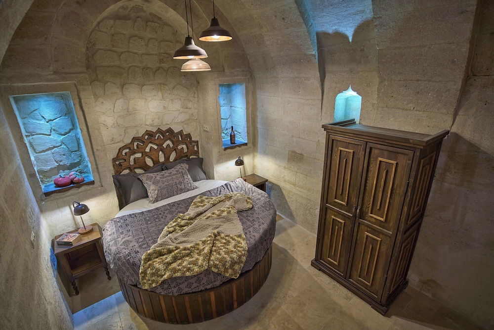 sirius cave cappadocia