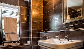 Elephant Hotel,Oxfordshire>>Newbury,3 star