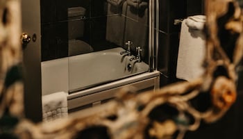 Elephant Hotel,Oxfordshire>>Newbury,3 star