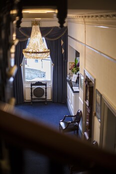the devonshire park hotel