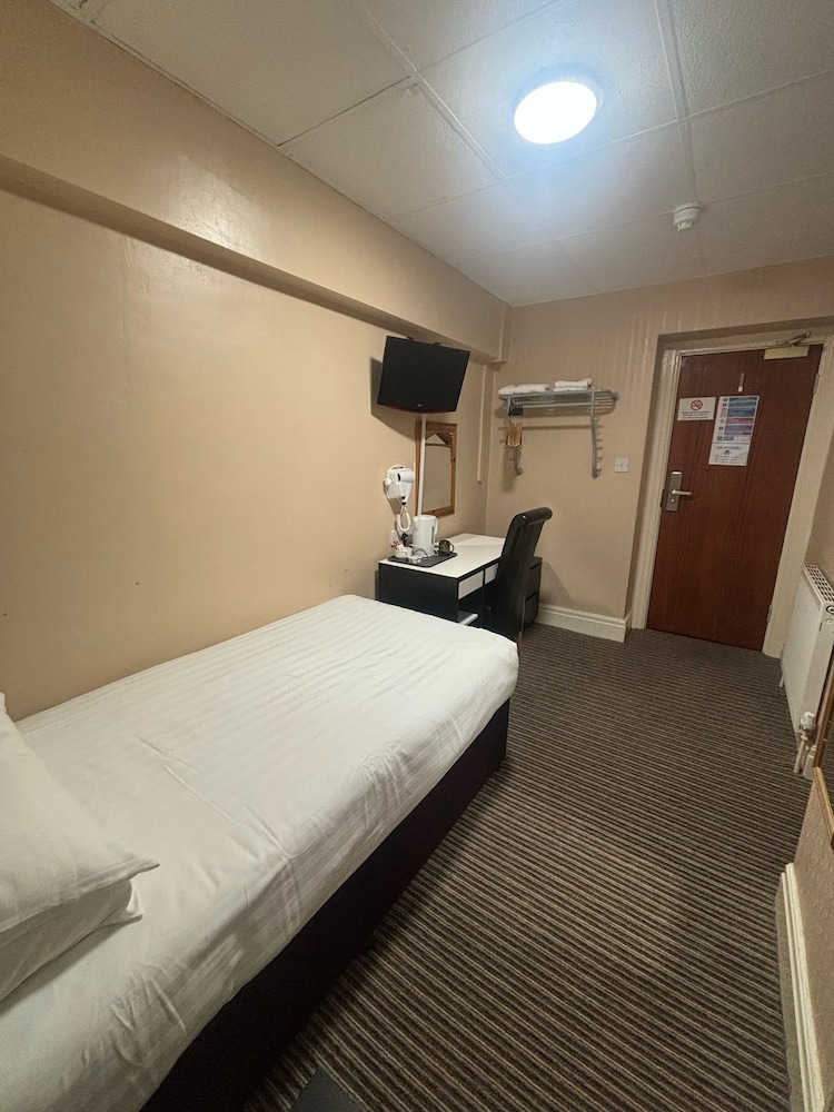 the beechfield hotel