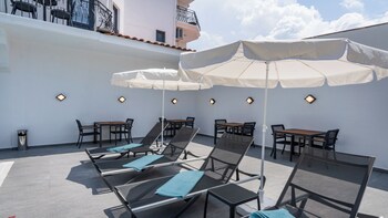 skykhan otel