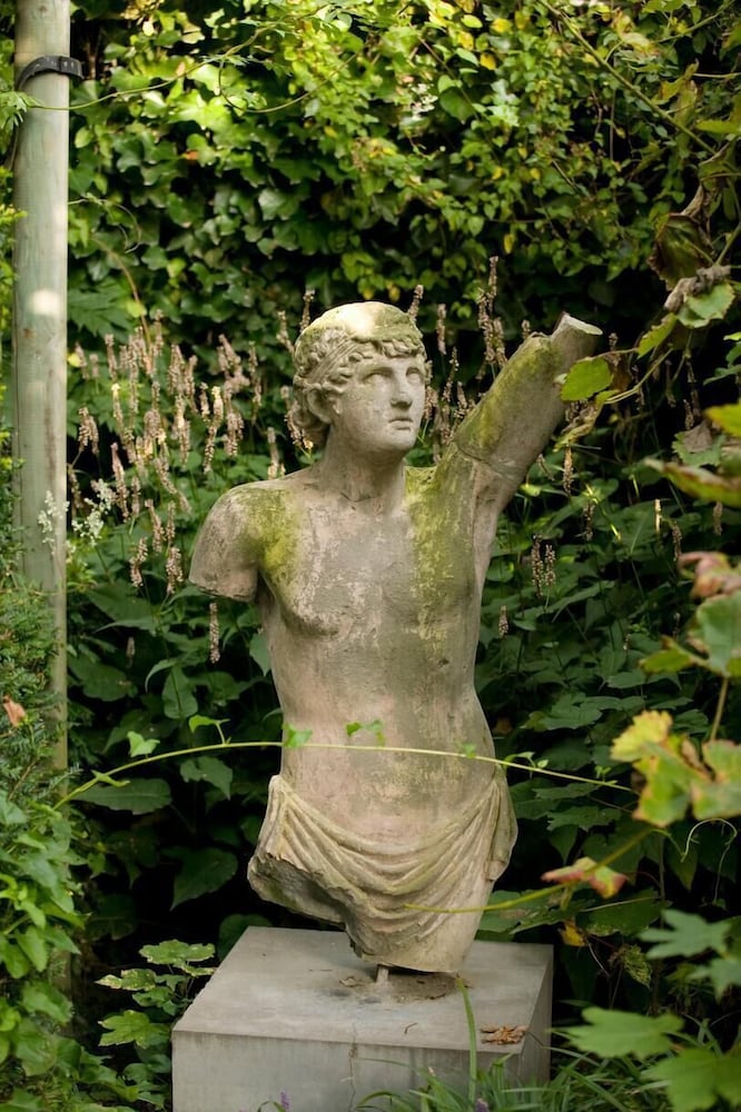 elementum hotel bandb